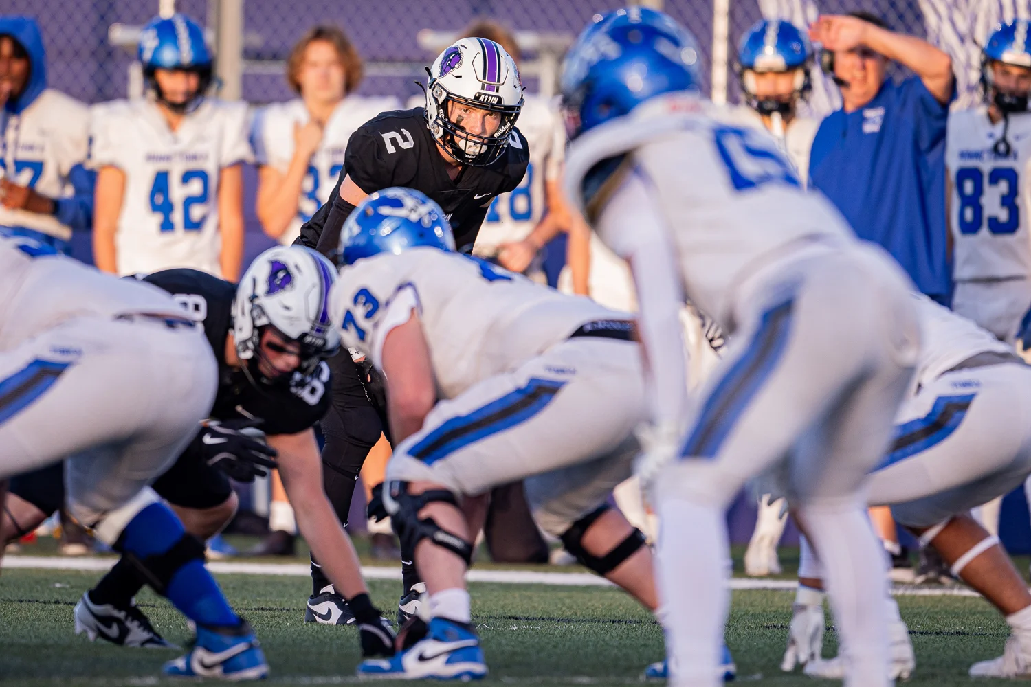Bison LB looking into the backfield before the snap