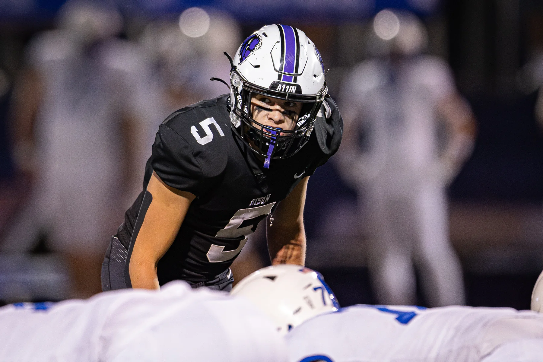 Defensive End ready for the play