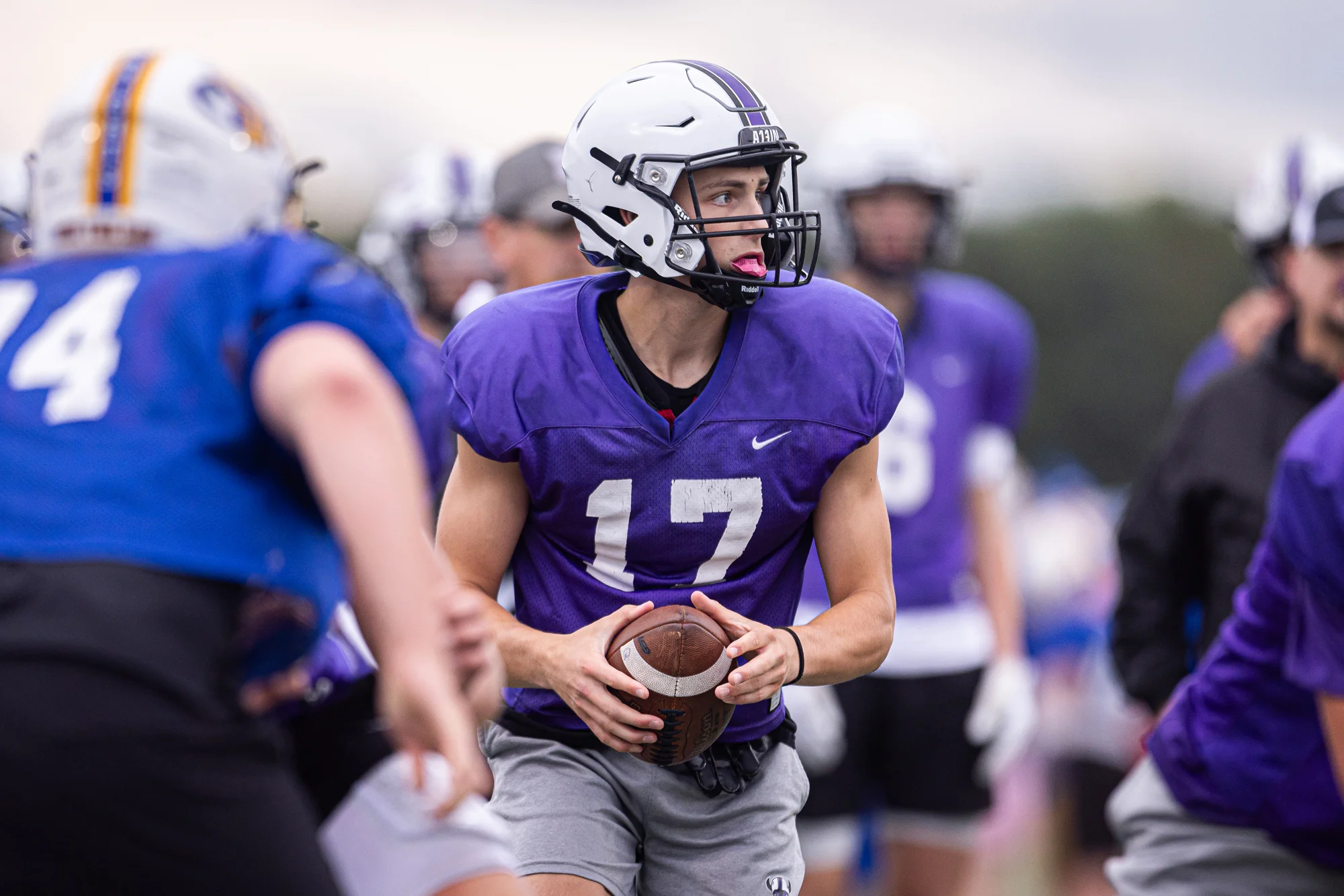 QB looking to hand the ball off